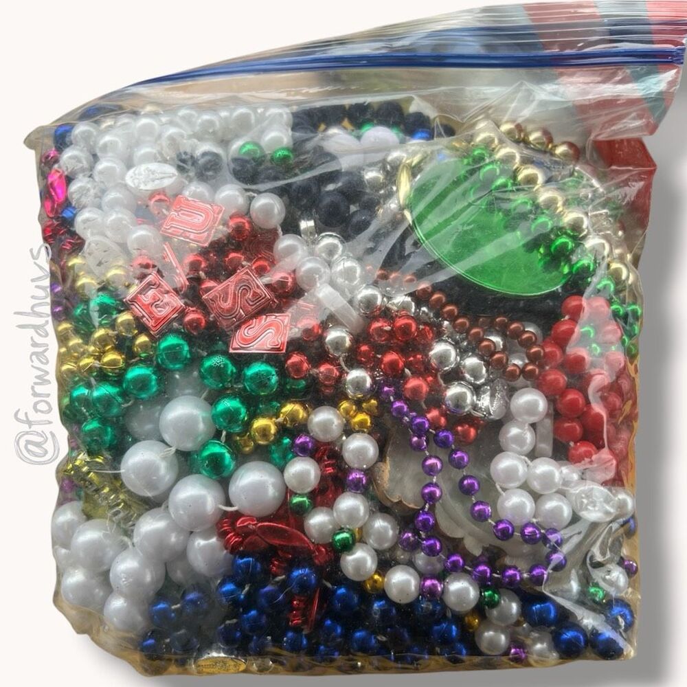 1‑Gallon Bag of Mardi Gras Beads
